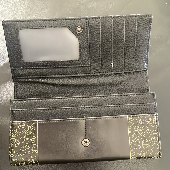 🖤Spring Bear Wallet by Dawn Oman - Picture 3 of 8